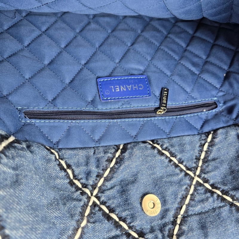 Ch**el hobo 22 bags